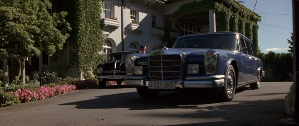 Mercedes-Benz 600