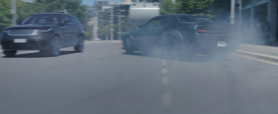 Land-Rover Range Rover Velar