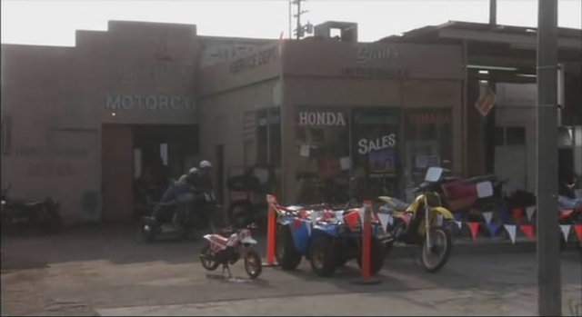 Yamaha Moto-4