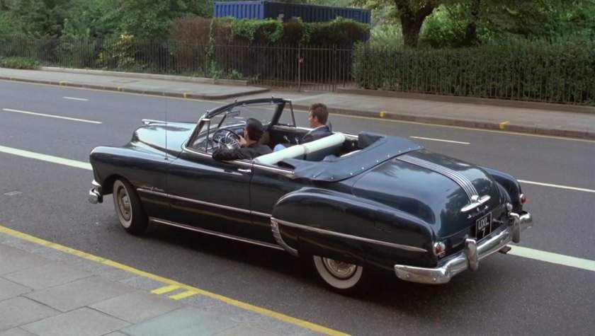 Pontiac Chieftain De Luxe