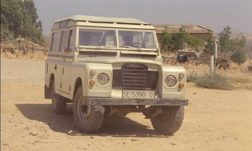 Land-Rover Santana 109'' Series III Station Wagon Especial