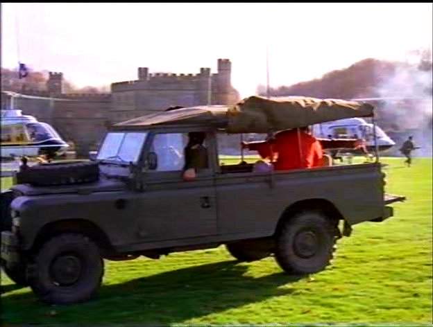 Land-Rover 109'' Series III