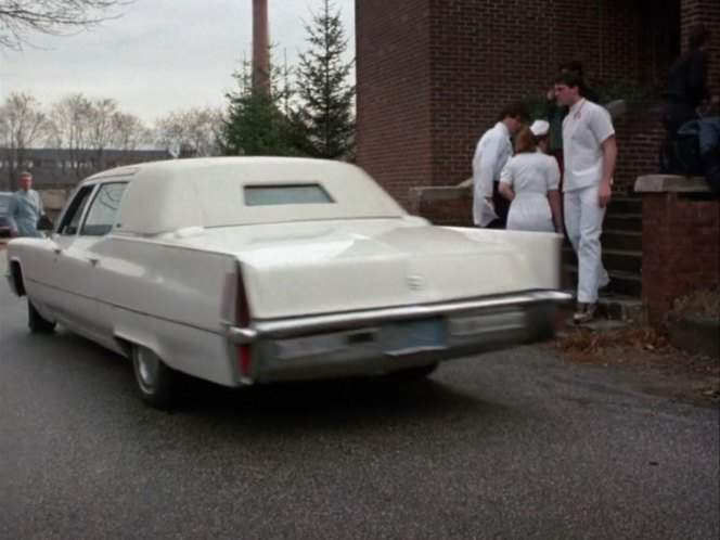 Cadillac Fleetwood 75