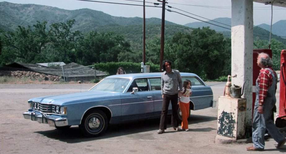 Ford Galaxie 500 Country Sedan
