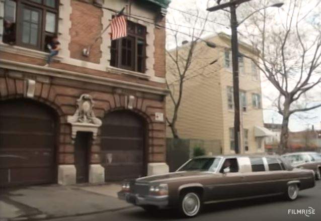 Cadillac Sedan DeVille Stretched Limousine