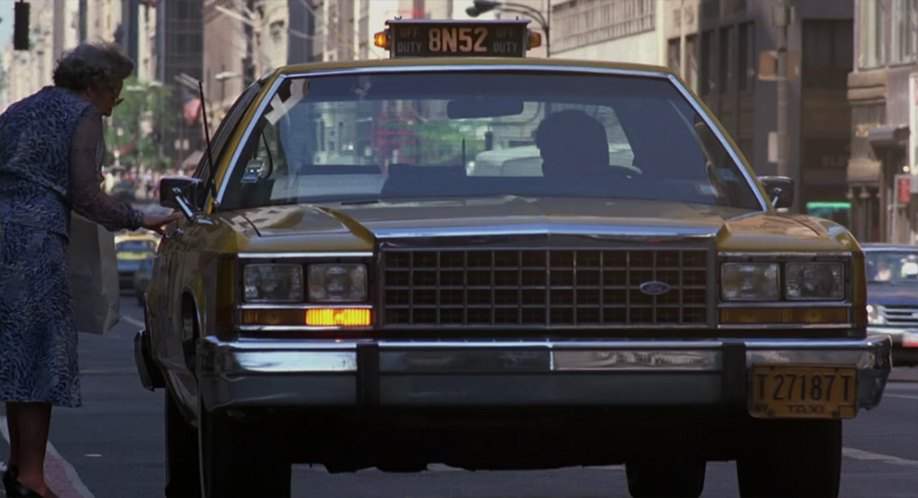 Ford LTD Crown Victoria