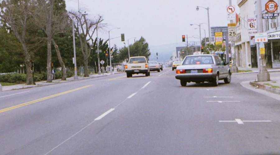 Mazda B-2000