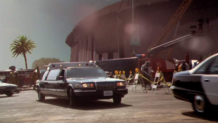 Lincoln Town Car Stretched Limousine