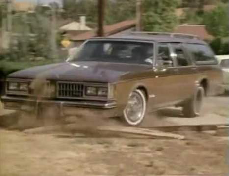 Oldsmobile Custom Cruiser