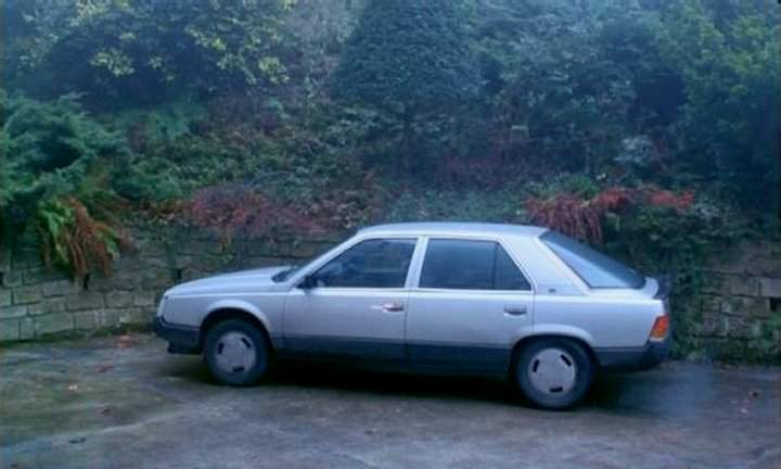 Renault 25