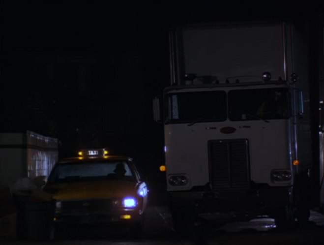Peterbilt 282