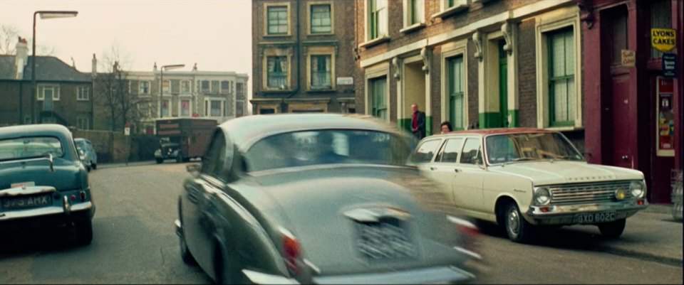 Vauxhall Victor 101 Estate