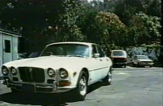 Jaguar XJ6