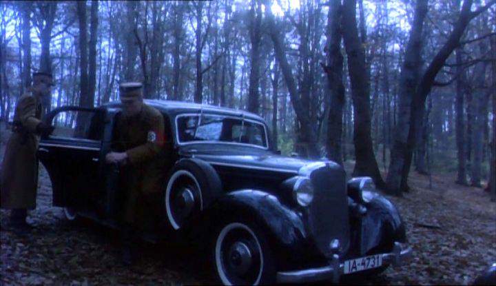 Mercedes-Benz 230 Lang