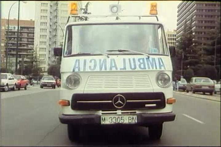 Mercedes-Benz N 1000