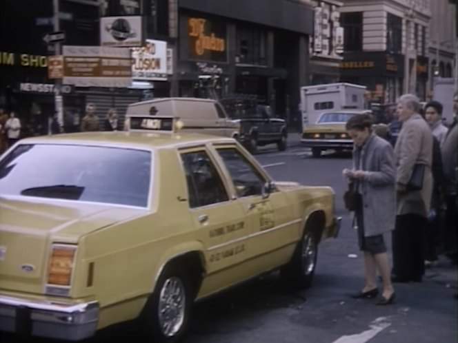 Ford LTD Crown Victoria