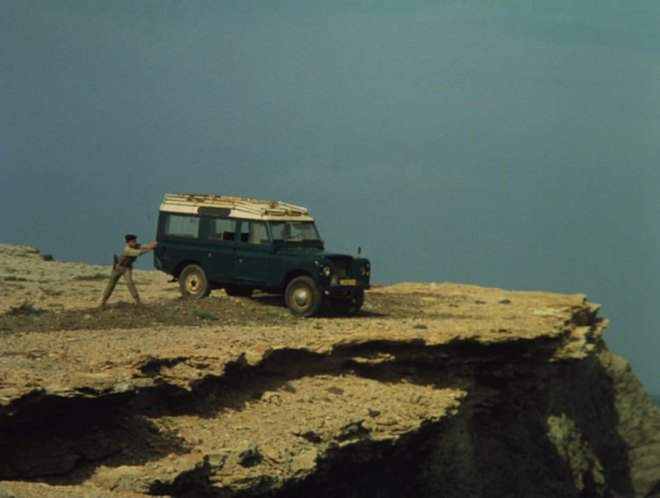 Land-Rover Santana 109'' Series III Station Wagon
