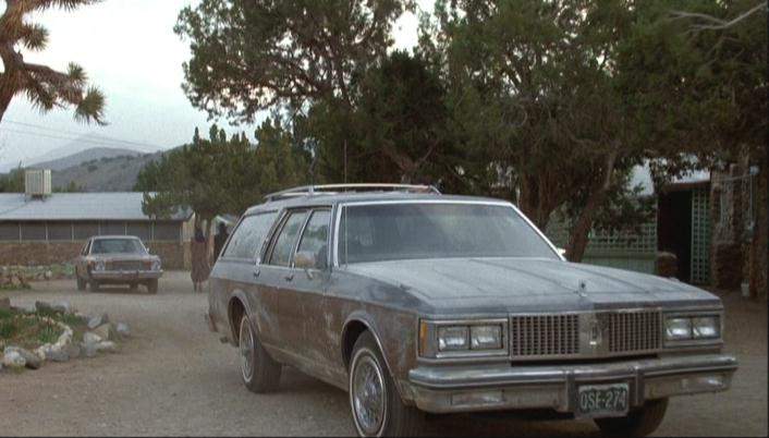 Oldsmobile Custom Cruiser