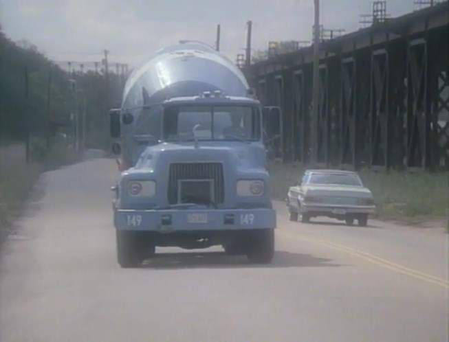 Mack U-Series