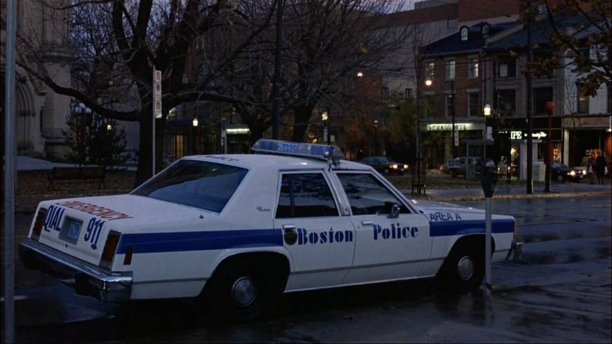 Ford LTD Crown Victoria
