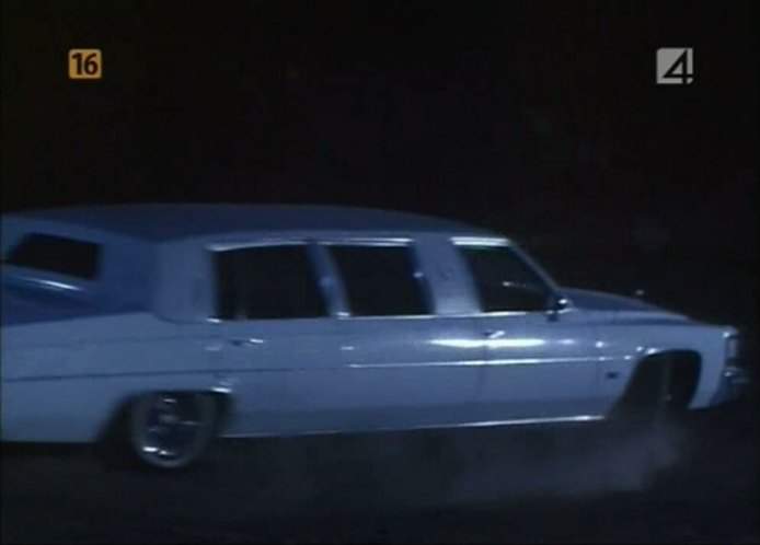Cadillac Sedan DeVille Stretched Limousine