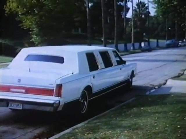 Lincoln Town Car Stretched Limousine