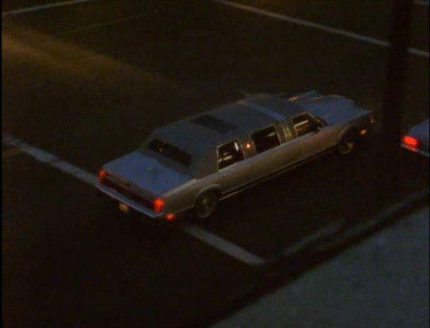 Lincoln Town Car Stretched Limousine