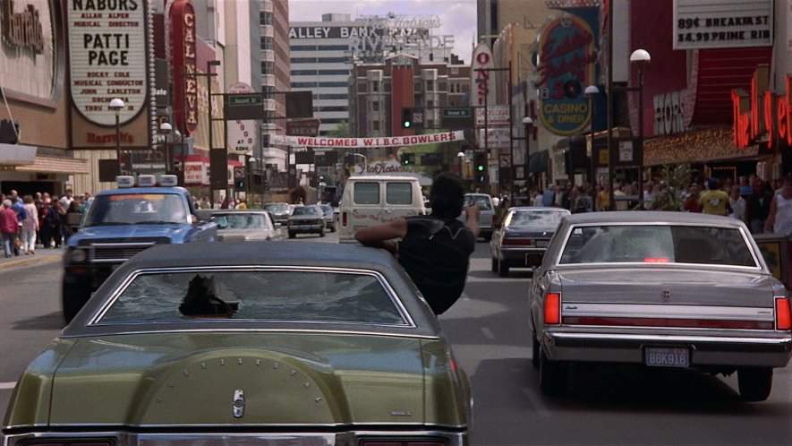 Lincoln Town Car
