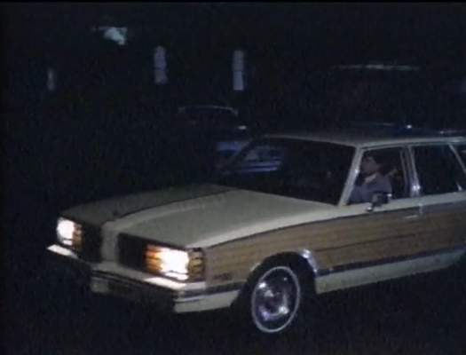 Pontiac Grand LeMans Safari