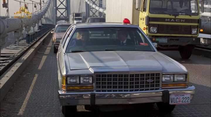 Ford LTD Crown Victoria