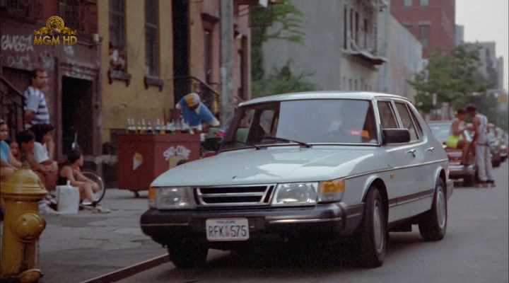 SAAB 900 S