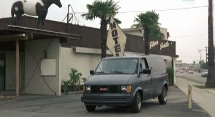 GMC Safari