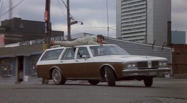 Oldsmobile Custom Cruiser