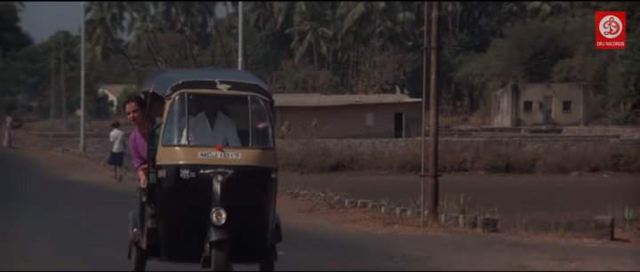 Bajaj RE