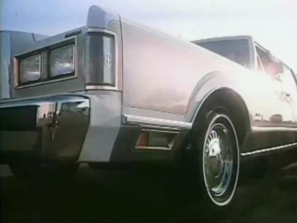 Lincoln Town Car Stretched Limousine