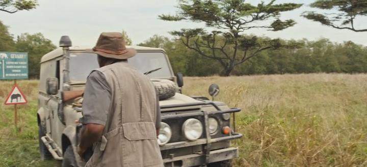 Land-Rover Defender 110