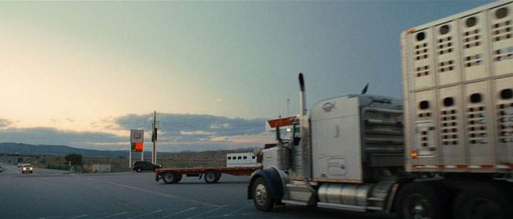 Kenworth W-900