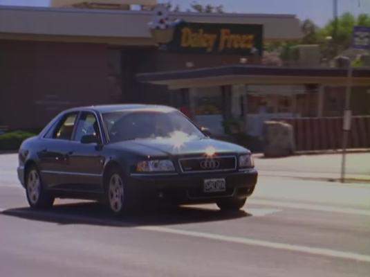 Audi A8 D2