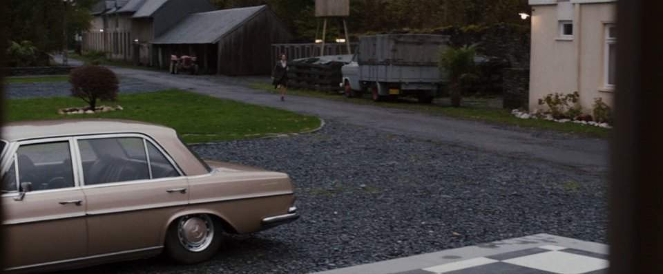 Mercedes-Benz 300 SEL