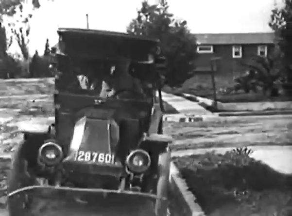 Renault 8CV