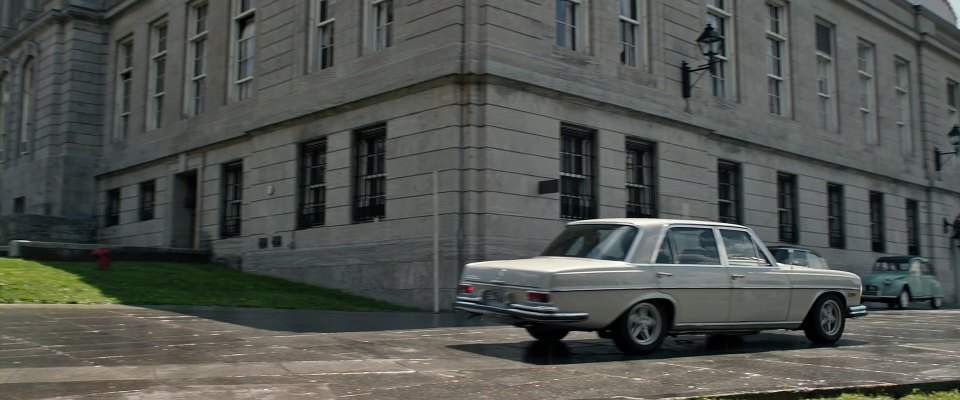 Mercedes-Benz 300 SEL