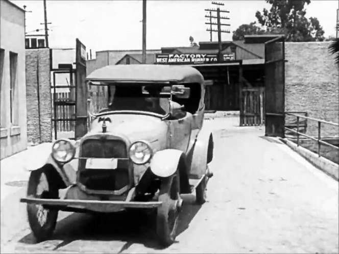 Chandler Six