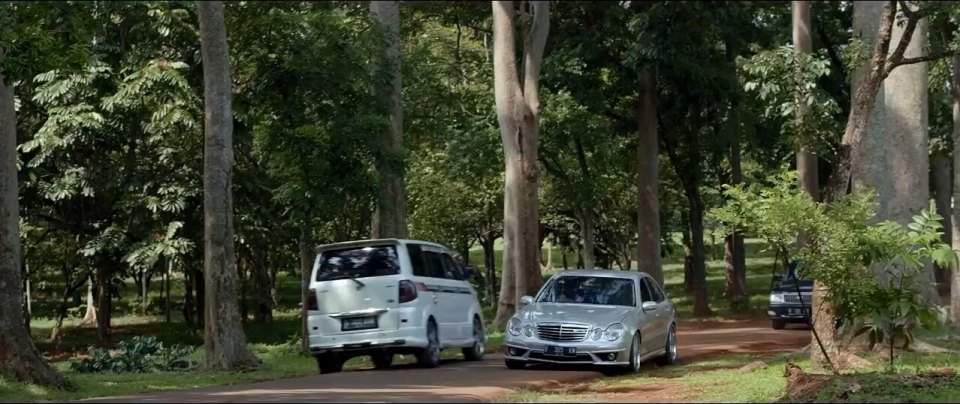 Suzuki APV Arena