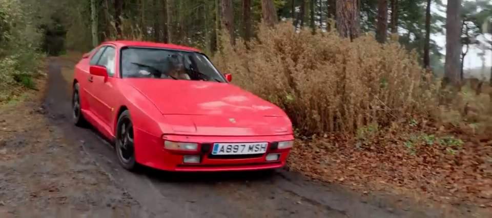 Porsche 944