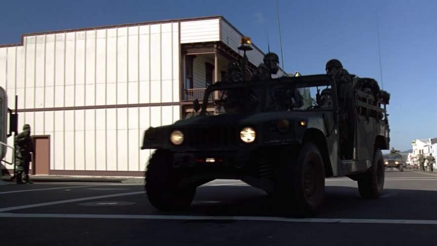 AM General HMMWV M998