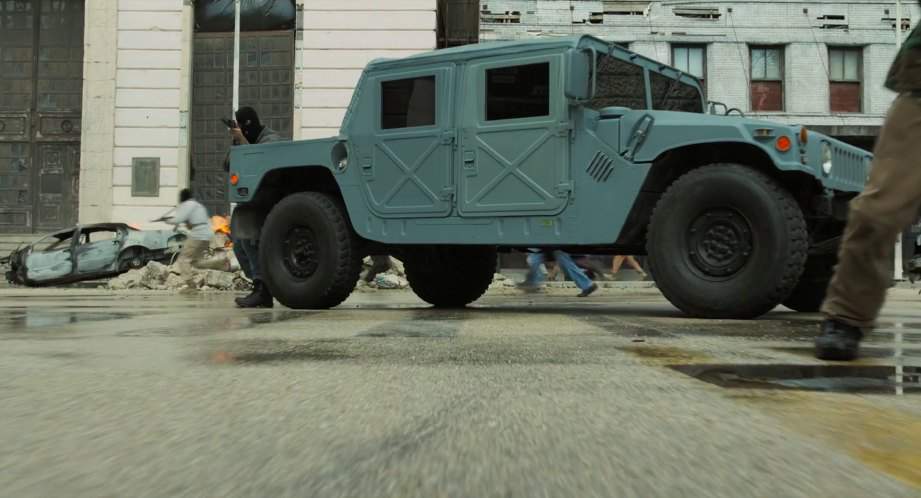 AM General HMMWV M1043