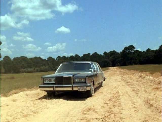 Lincoln Town Car Stretched Limousine