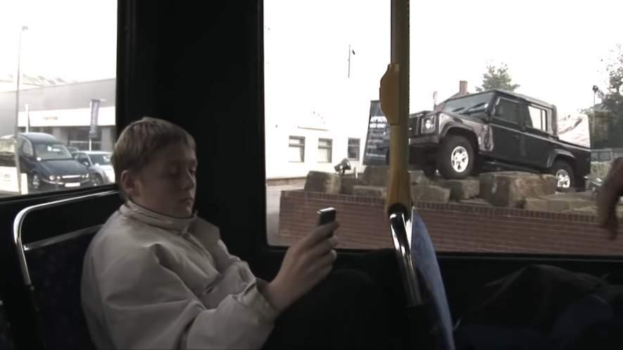 Land-Rover Defender 110