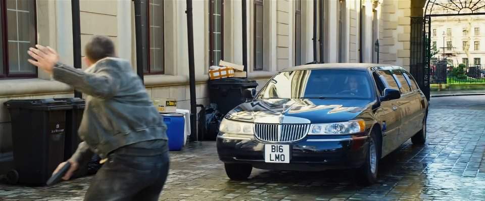 Lincoln Town Car Stretched Limousine