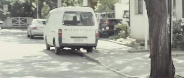 Mitsubishi L-300